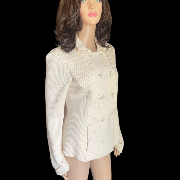 St. John Sport ivory sweater size S - Picture 2 of 16